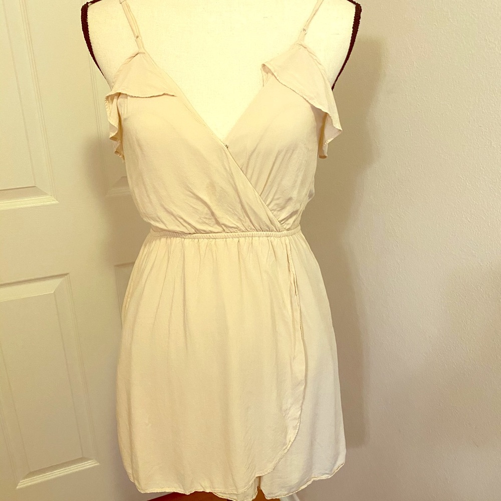 Cream flowy BCBG MINI!